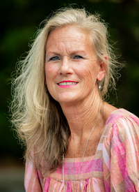 CathyHurleyHeadshot